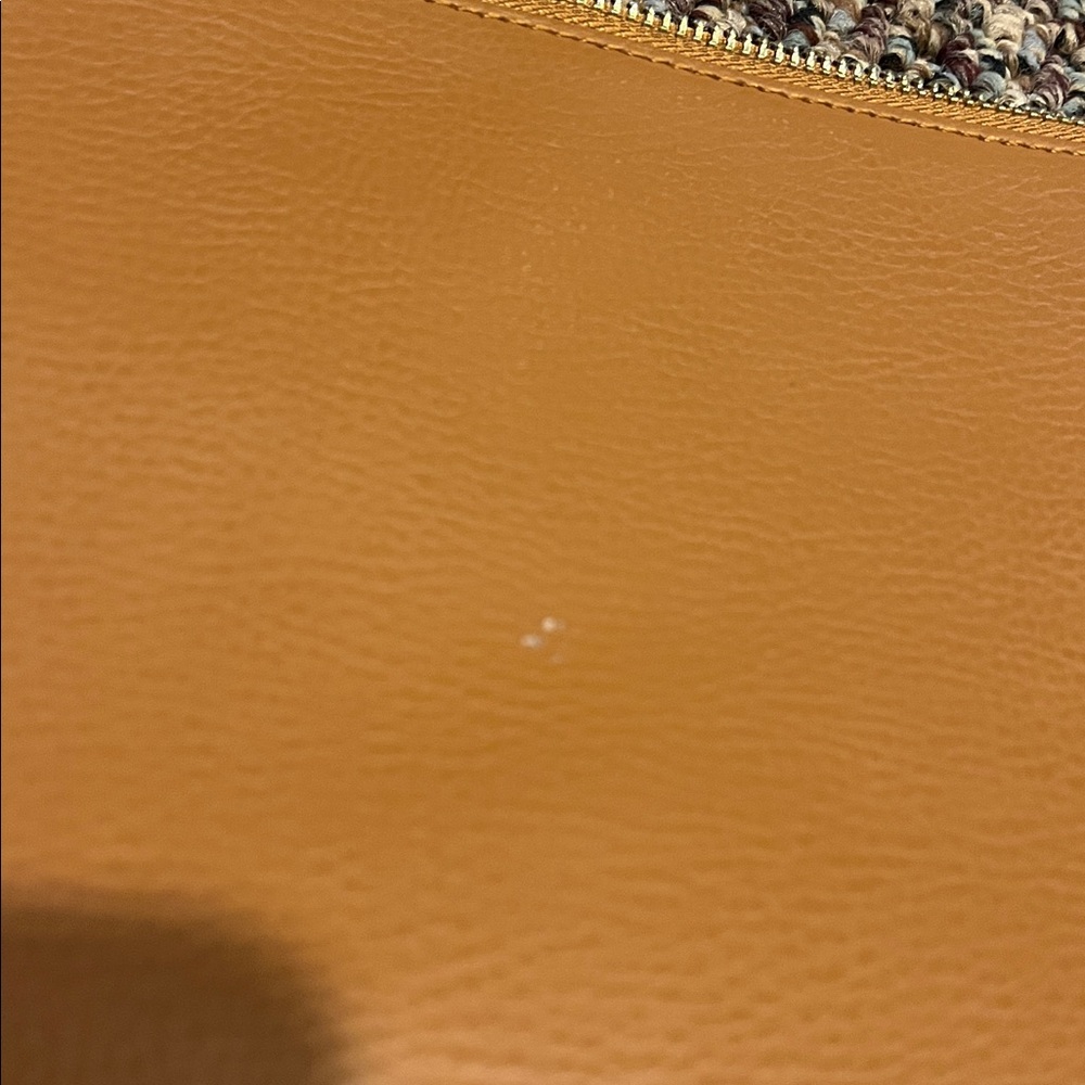 ♻️Mark & Graham Leather Pouch - Picture 3 of 6